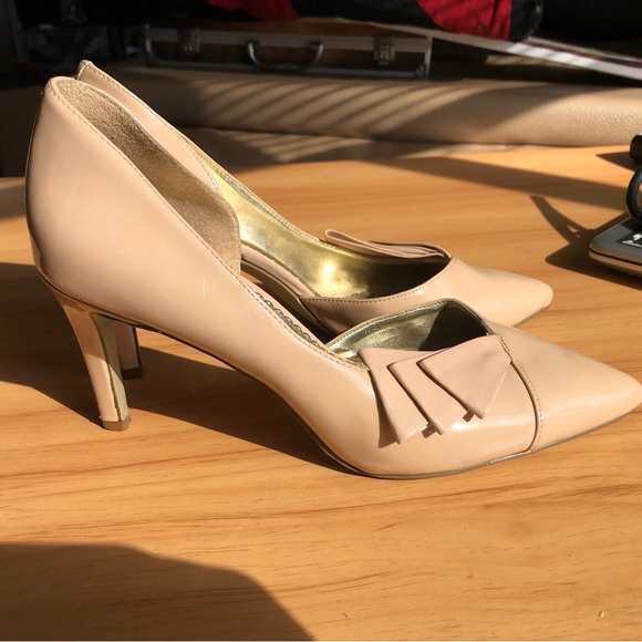 They run small but definitely provide a clean classy look. - Picture 2 of 2